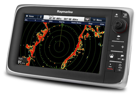 raymarine-c95-multi-funcional-dispaly.jpg
